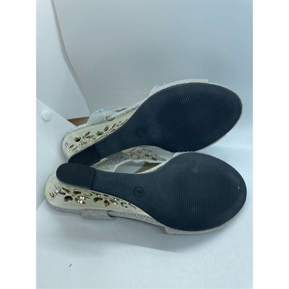John Fashion Women's Silver Rhinestone Beaded Open Toe Wedge Heel Size 7 - Picture 7 of 11